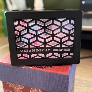 Urban DecayBrow Box, Blackout